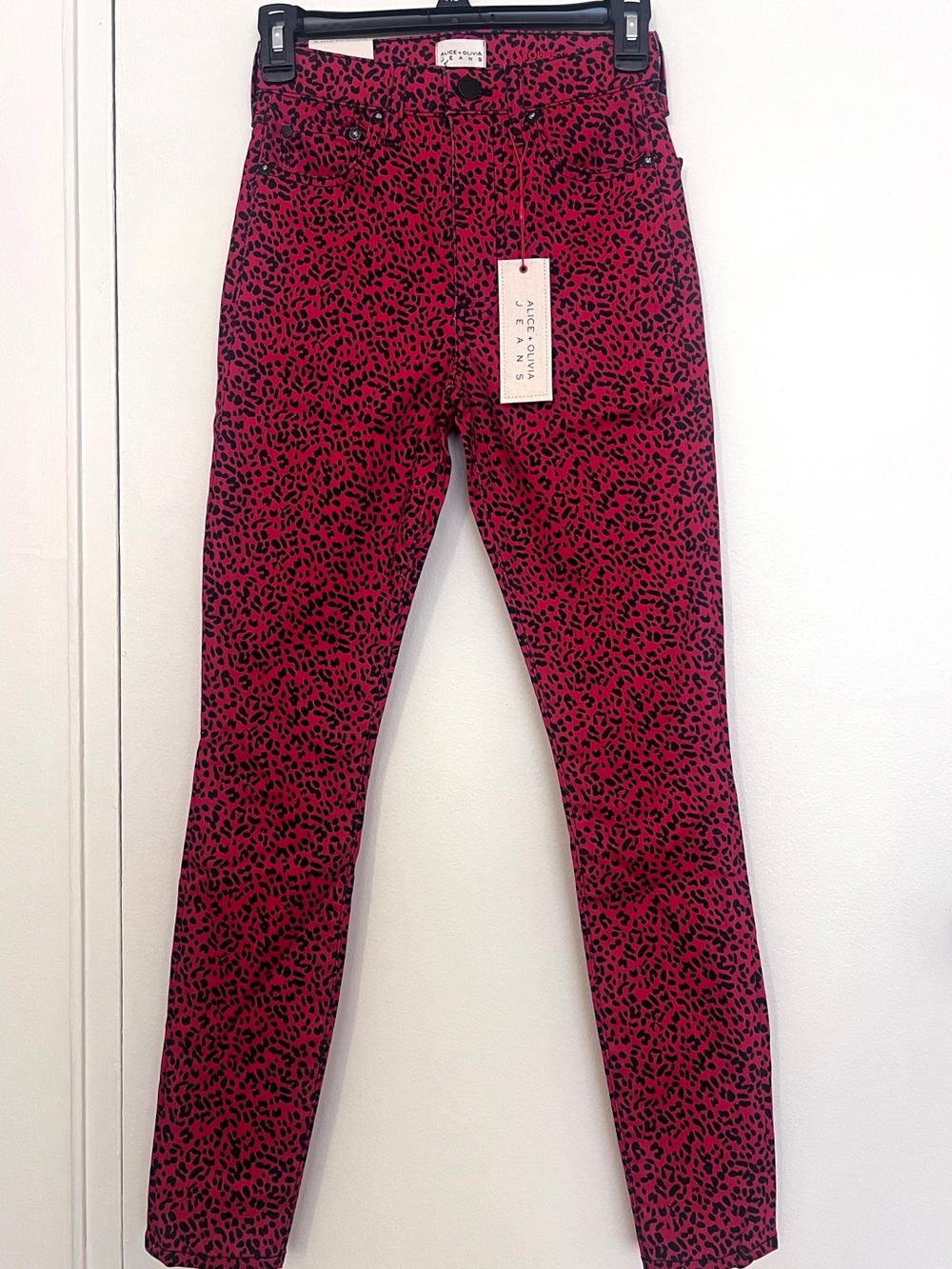 Alice + Olivia Red with Black Leopard Print Skinny Jeans size 24 NWT